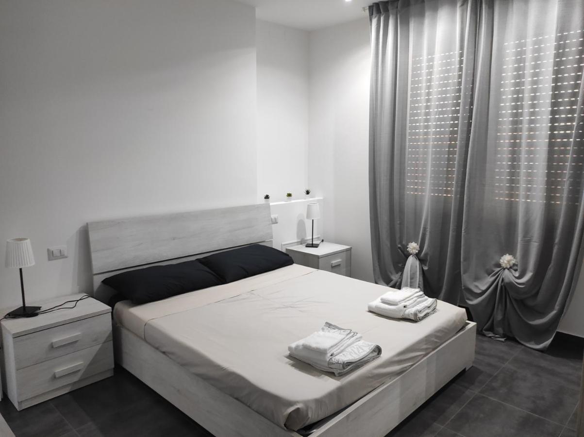 Ferienwohnung La Terrazza Falconara Marittima Exterior foto