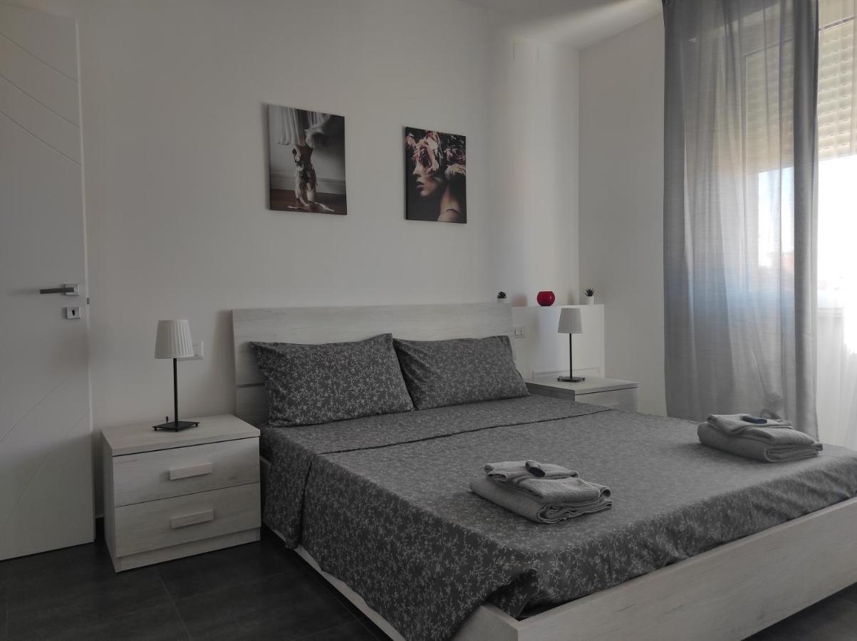 Ferienwohnung La Terrazza Falconara Marittima Exterior foto